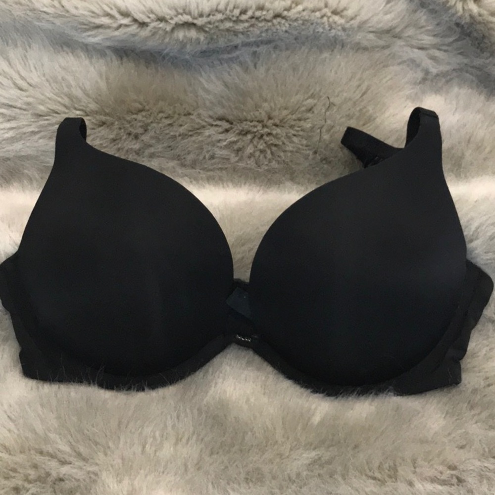 Victoria Secret 34D Push-Up Pigeonnant Bra Black